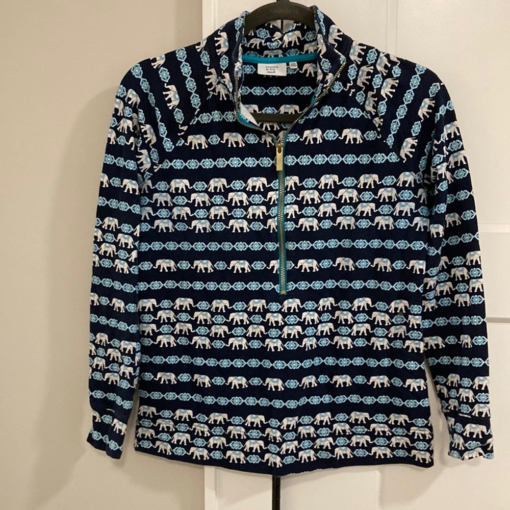 ❤️❤️❤️Crown & Ivy Beach Pullover